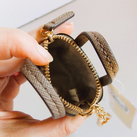 Michael Kors Mini Purse keychain, Brown - Picture 5 of 7